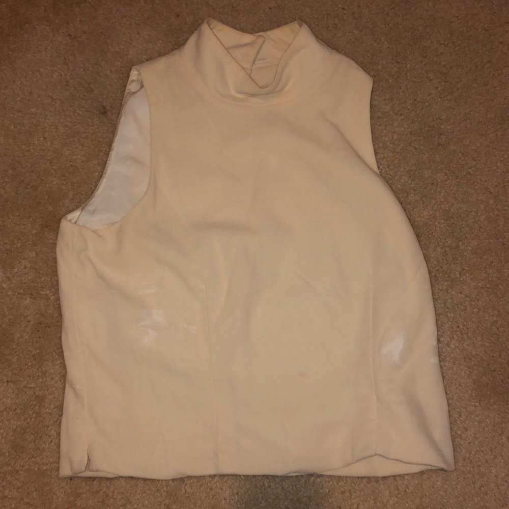 Jones New York cream top size 8